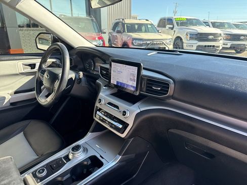 Used 2023 Ford Explorer XLT w/ Equipment Group 202A image 20