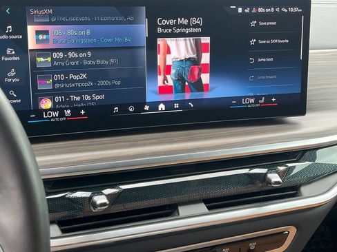 Used 2026 BMW X5 sDrive40i w/ M Sport Package RWD image 24