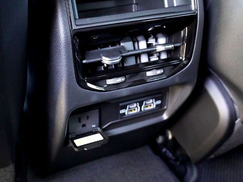 New 2025 Jeep Grand Cherokee Altitude image 22