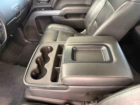 Used 2018 Chevrolet Silverado 1500 LT w/ All Star Edition image 15