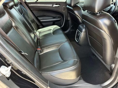 Used 2022 Chrysler 300 Touring L w/ Popular Equipment Group RWD image 22