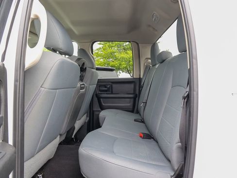 Used 2019 RAM 1500 Express w/ Express Value Package AWD/4WD image 27