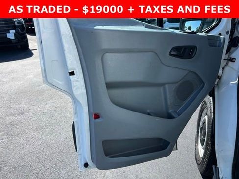Used 2018 Ford Transit 250 148 Medium Roof RWD image 11