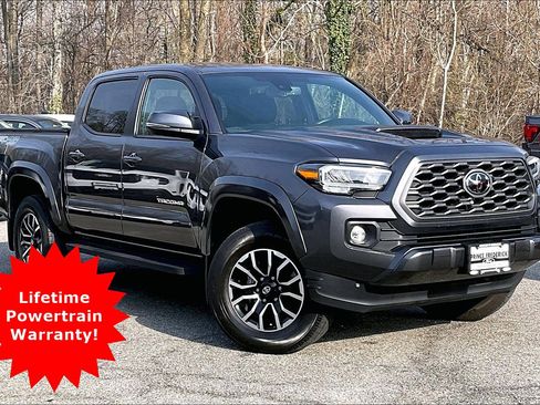 Used 2022 Toyota Tacoma TRD Sport w/ Technology Package AWD/4WD image 1