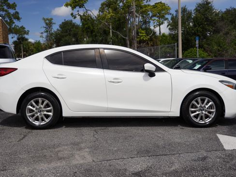 Used 2017 MAZDA MAZDA3 Sport w/ Preferred Equipment Package FWD image 16