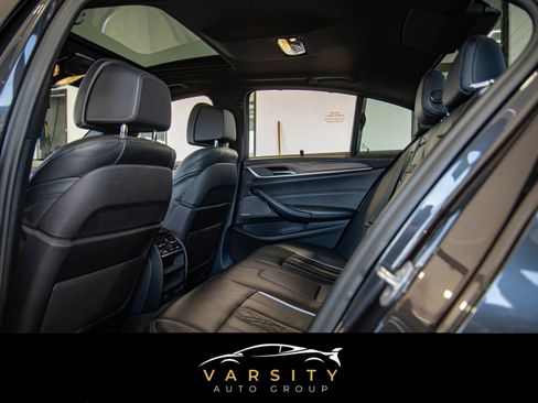 Used 2020 BMW M550i xDrive w/ Executive Package image 12