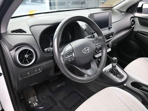 Used 2022 Hyundai Kona SEL w/ Convenience Package image 10
