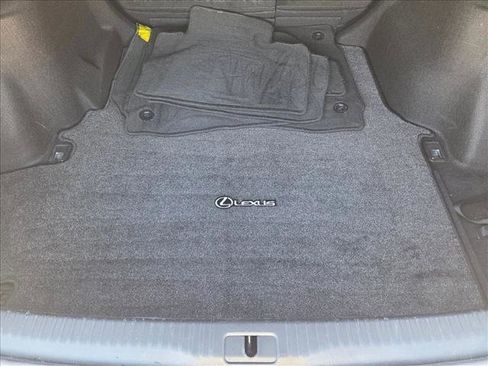 Used 2018 Lexus IS 350 image 6