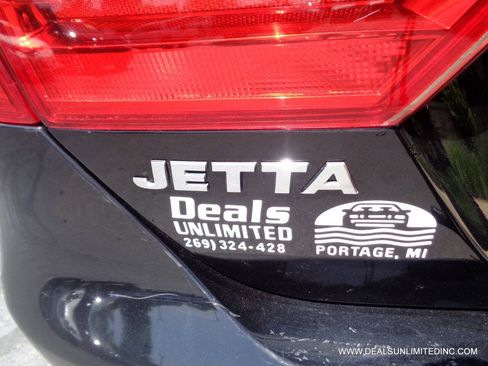 Used 2014 Volkswagen Jetta SE FWD image 5