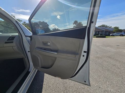 Used 2013 Toyota Prius V Three FWD image 24