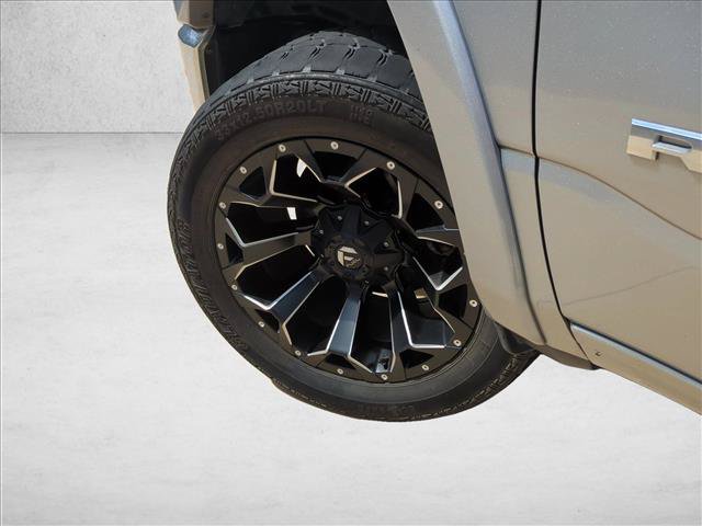 Used 2021 RAM 1500 Laramie AWD/4WD image 10