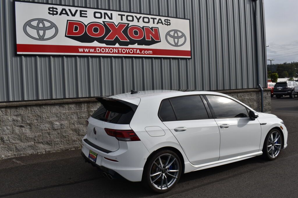 Used 2024 Volkswagen Golf R AWD/4WD image 5