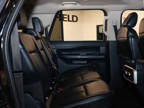 Used 2024 Ford Expedition Max XLT image 15