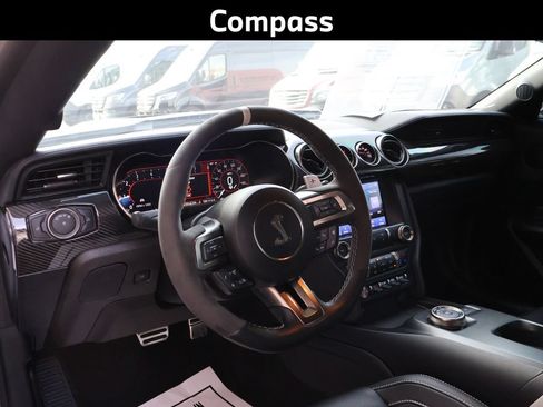 Used 2022 Ford Mustang Shelby GT500 w/ Technology Package RWD image 19