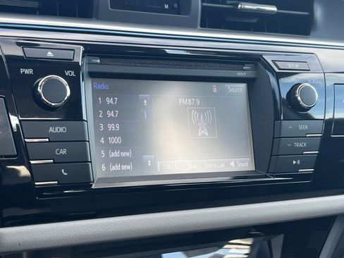Used 2016 Toyota Corolla L image 25