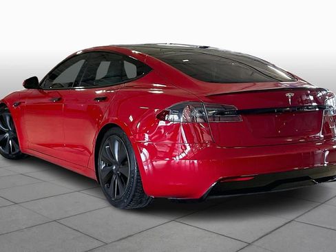 Used 2021 Tesla Model S Plaid image 11