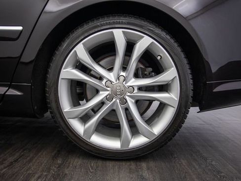 Used 2009 Audi S8 4dr Sedan image 47