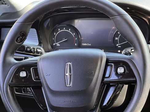 Used 2022 Lincoln Corsair AWD w/ Equipment Group 101A image 19