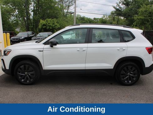 Used 2024 Volkswagen Taos S FWD image 12