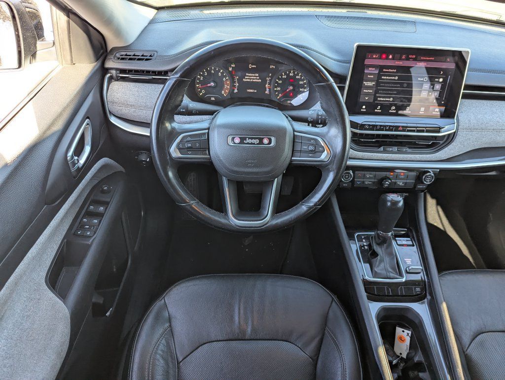 Used 2022 Jeep Compass Latitude AWD/4WD image 27