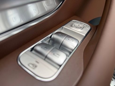 New 2026 Mercedes-Benz GLE 53 AMG 4MATIC image 16