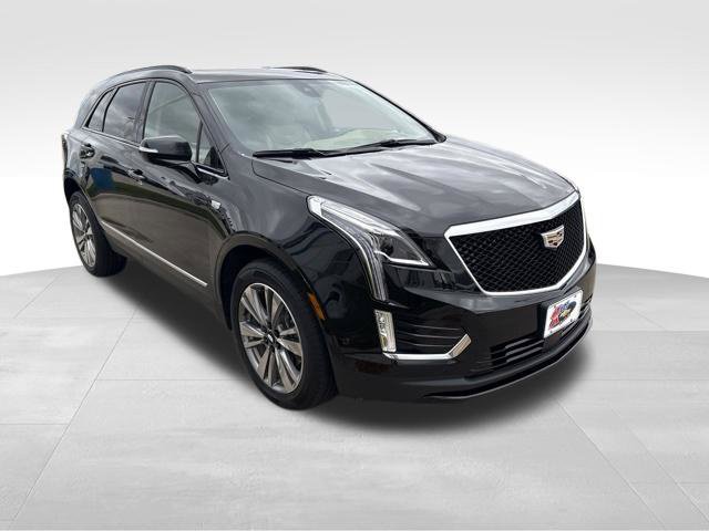 Certified 2021 Cadillac XT5 Sportv w/ Platinum Package AWD/4WD image 3