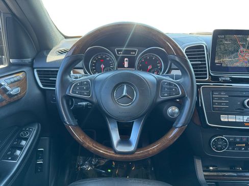 Used 2018 Mercedes-Benz GLS 450 4MATIC image 12
