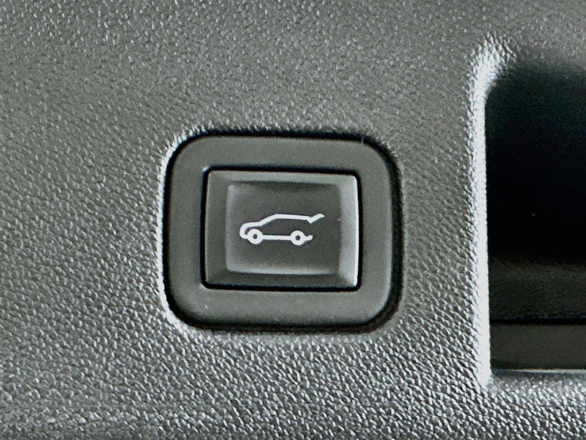Used 2024 Chevrolet Equinox Premier FWD image 31