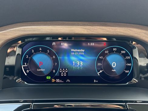 New 2026 Volkswagen Atlas SE FWD image 31