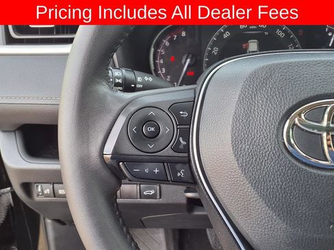Used 2023 Toyota RAV4 XLE Premium FWD image 32