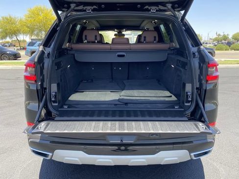 Used 2022 BMW X5 xDrive40i w/ Luxury Seating Package AWD/4WD image 14