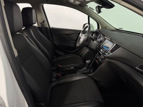 Used 2019 Buick Encore Preferred image 14