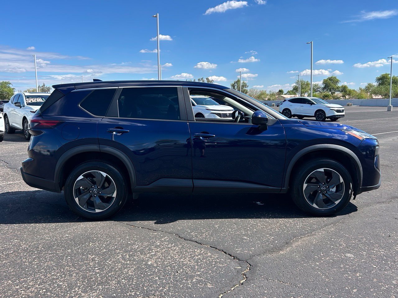 Certified 2024 Nissan Rogue SV AWD/4WD image 6