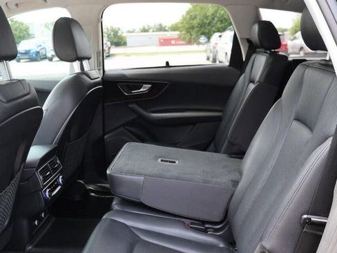 Used 2018 Audi Q7 3.0T Premium Plus w/ Premium Plus Package image 18