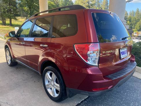 Used 2010 Subaru Forester 2.5X Premium AWD/4WD image 3