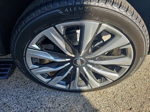 New 2026 Cadillac Escalade ESV Luxury w/ Touring Package image 36