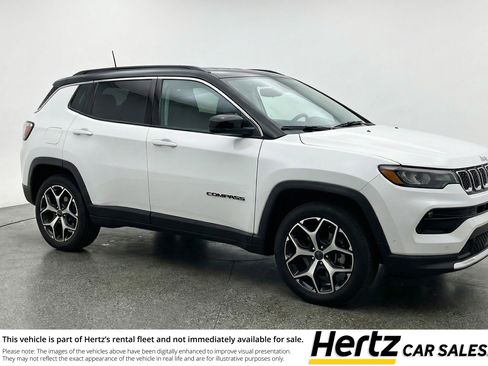 Used 2025 Jeep Compass Limited image 1