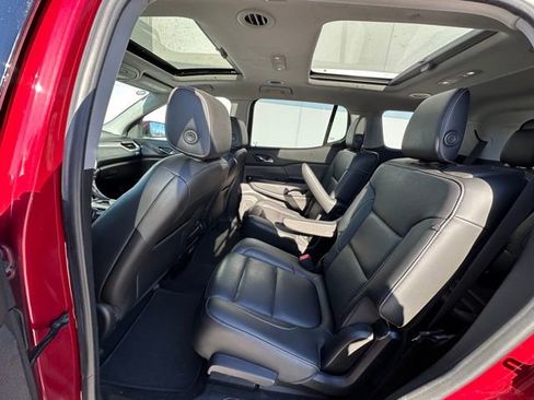 Used 2019 GMC Acadia SLT w/ LPO, Cargo Package image 16