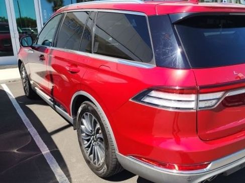 Used 2020 Lincoln Aviator Reserve w/ Elements Package Plus image 4