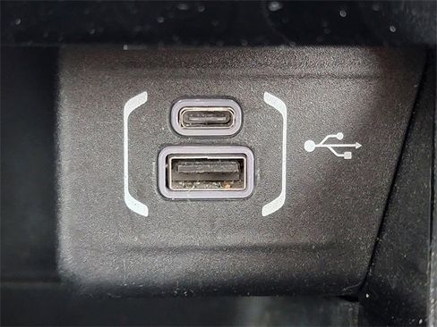 Certified 2022 Jeep Compass Limited image 7