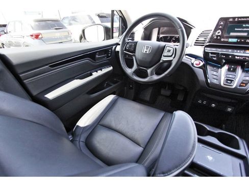 Used 2025 Honda Odyssey Touring image 10