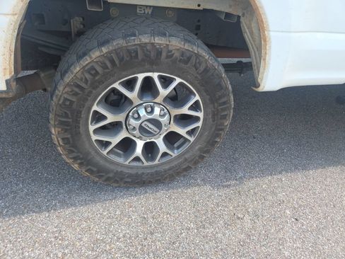 Used 2022 Ford F250 Lariat AWD/4WD image 13