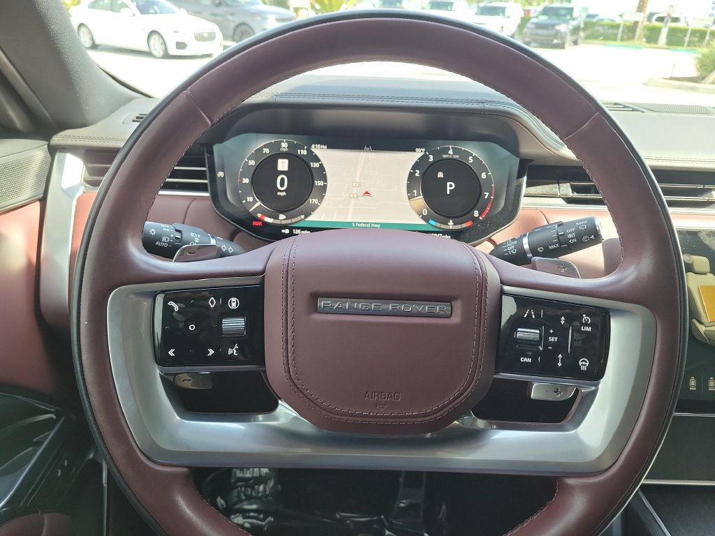 Certified 2025 Land Rover Range Rover SE AWD/4WD image 29