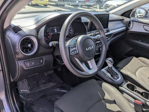 Used 2024 Kia Forte LXS w/ LXS Technology Package FWD image 14