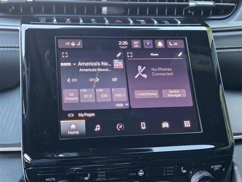 New 2025 Jeep Grand Cherokee Altitude image 19