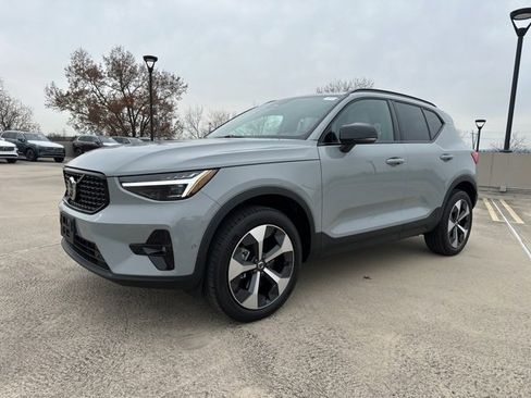 New 2026 Volvo XC40 B5 Plus w/ Protection Package Premier image 3