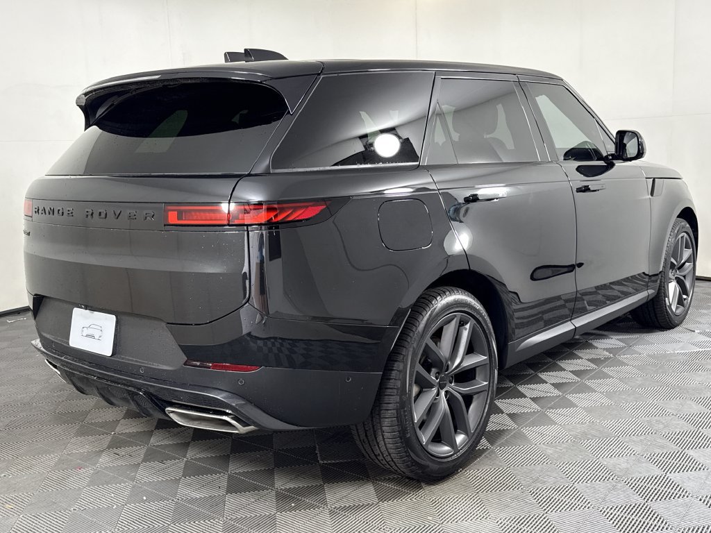 New 2027 Land Rover Range Rover Sport SE AWD/4WD image 7
