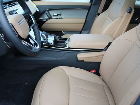 New 2026 Land Rover Range Rover Sport SE image 17