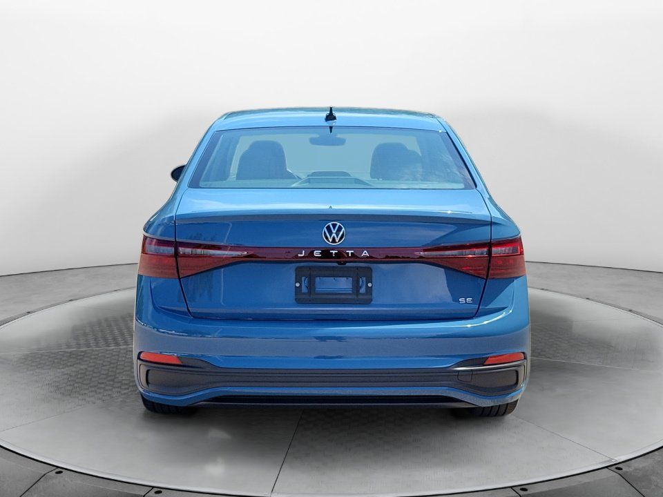 Certified 2026 Volkswagen Jetta SE w/ Black Wheel Package FWD image 6