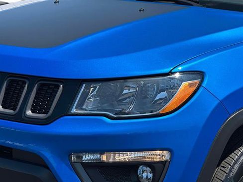 Used 2020 Jeep Compass Trailhawk w/ Cold Weather Group AWD/4WD image 7